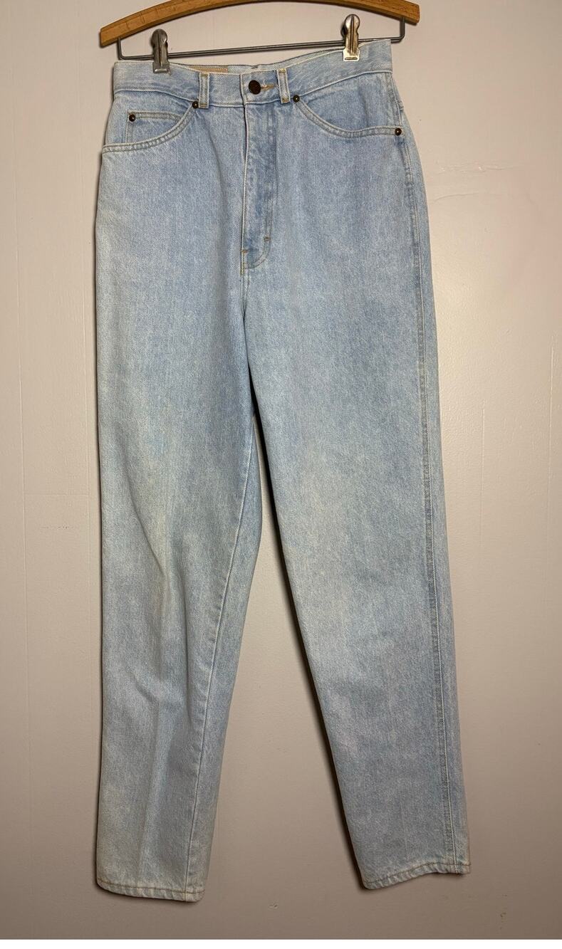 Denim Republic Vintage 80s 90s Light Wash Straight Tapered Leg Mom Jeans